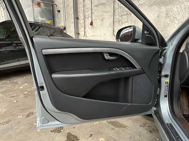 Volvo v70 3.0 t6 awd summum 286pk 2008, jnj-06-p - afbeelding 22 van  47