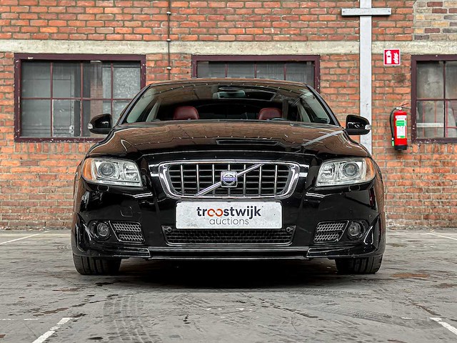Volvo v70 3.2 6-cilinder 238pk 2008 youngtimer - afbeelding 22 van  28