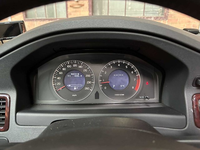 Volvo v70 3.2 6-cilinder 238pk 2008 youngtimer - afbeelding 19 van  42