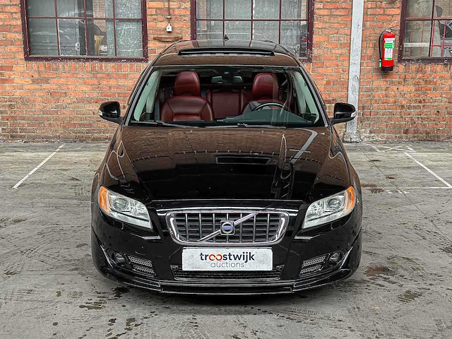 Volvo v70 3.2 6-cilinder 238pk 2008 youngtimer - afbeelding 37 van  41