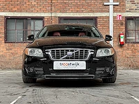 Volvo v70 3.2 6-cilinder 238pk 2008 youngtimer - afbeelding 34 van  42