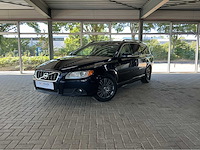 Volvo v70 3.2 v6 awd automaat – luxe, kracht en zweeds comfort marge auto - afbeelding 1 van  33