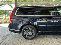 Volvo v70 3.2 v6 awd automaat – luxe, kracht en zweeds comfort marge auto - afbeelding 22 van  33