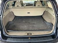Volvo v70 3.2 v6 awd automaat – luxe, kracht en zweeds comfort marge auto - afbeelding 32 van  33