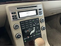 Volvo v70 3.2 v6 awd automaat – luxe, kracht en zweeds comfort marge auto - afbeelding 24 van  34