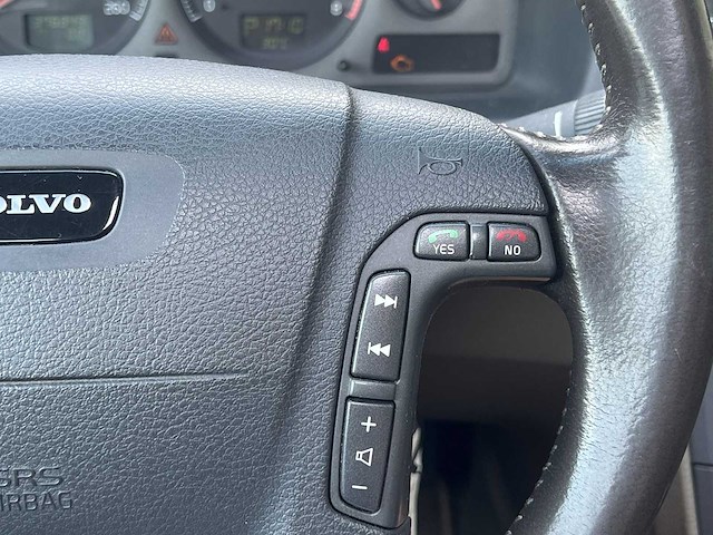 Volvo v70 cross country 2.4 t geartronic comfort 2002 | 60-gxn-3 - afbeelding 17 van  29