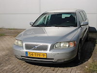 Volvo v70 stationwagen met kenteken 54-tpf-9. datum eerste toelating 06-12-2005. - afbeelding 4 van  10