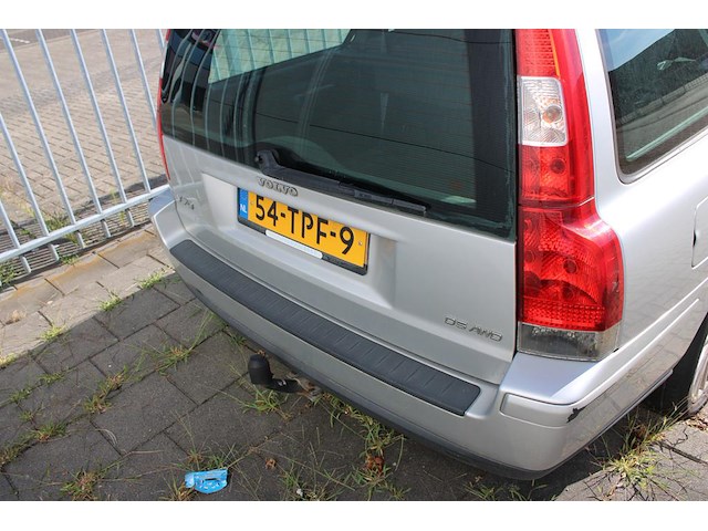 Volvo v70 stationwagen met kenteken 54-tpf-9. datum eerste toelating 06-12-2005. - afbeelding 10 van  10