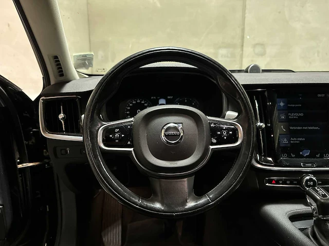 Volvo v90 2.0 d3 momentum 150pk 2017 (origineel-nl), pg-077-j - afbeelding 15 van  61