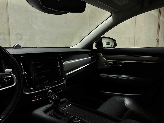 Volvo v90 2.0 d3 momentum 150pk 2017 (origineel-nl), pg-077-j - afbeelding 16 van  61