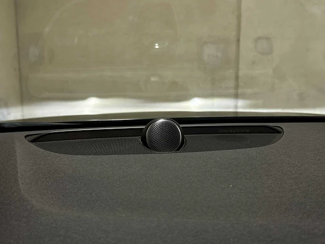Volvo v90 2.0 d3 momentum 150pk 2017 (origineel-nl), pg-077-j - afbeelding 29 van  61