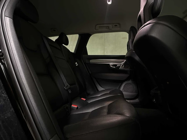 Volvo v90 2.0 d3 momentum 150pk 2017 (origineel-nl), pg-077-j - afbeelding 40 van  61