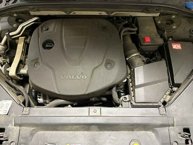 Volvo v90 2.0 d3 momentum 150pk 2017 (origineel-nl), pg-077-j - afbeelding 43 van  61
