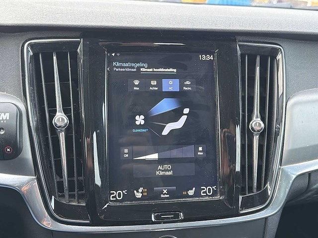 Volvo v90 2.0 d4 momentum 2019 | zh-728-p i - afbeelding 17 van  35