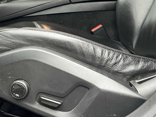 Volvo v90 cross country 2.0 d4 pro 2017 | pr-260-j - afbeelding 33 van  36