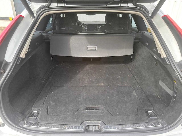 Volvo v90 cross country 2.0 d4 pro automaat; pj-700-h - afbeelding 15 van  19
