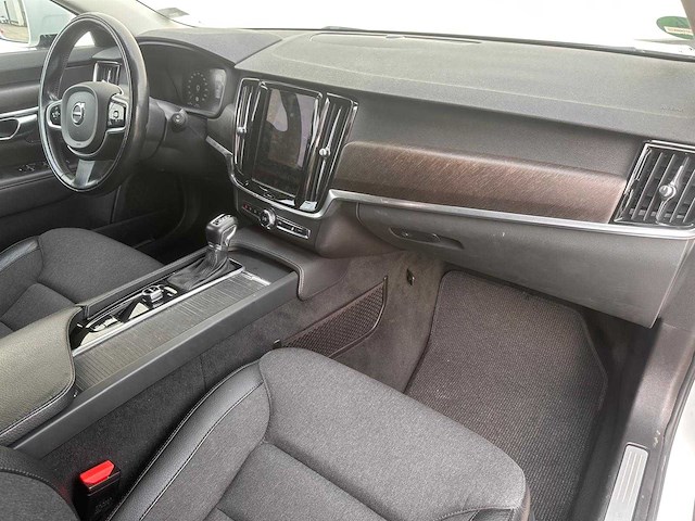 Volvo v90 cross country 2.0 d4 pro automaat; pj-700-h - afbeelding 8 van  19