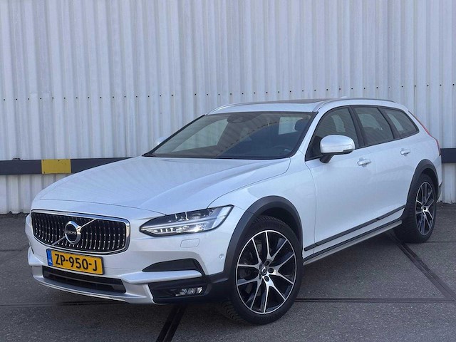 Volvo v90 cross country 2.0 d5 pro automaat; zp-950-j - afbeelding 1 van  23