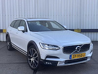 Volvo v90 cross country 2.0 d5 pro automaat; zp-950-j - afbeelding 12 van  23