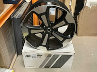 Volvo xc 40 black diamond velg (4x) - afbeelding 1 van  6