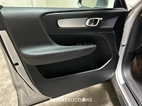 Volvo xc40 1.5 t3 momentum 156pk 2018 (origineel-nl), ts-939-d - afbeelding 24 van  45