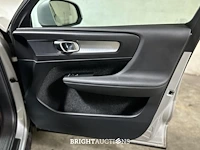 Volvo xc40 1.5 t3 momentum 156pk 2018 (origineel-nl), ts-939-d - afbeelding 32 van  45