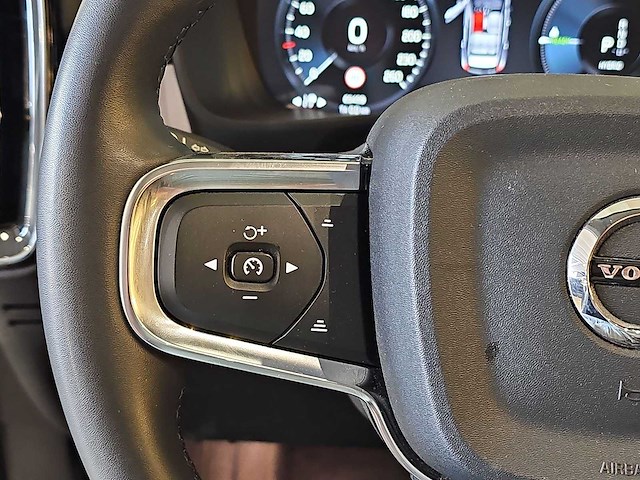Volvo xc40 1.5 t5 recharge inscription 2023 | jpk-87-z i - afbeelding 3 van  31