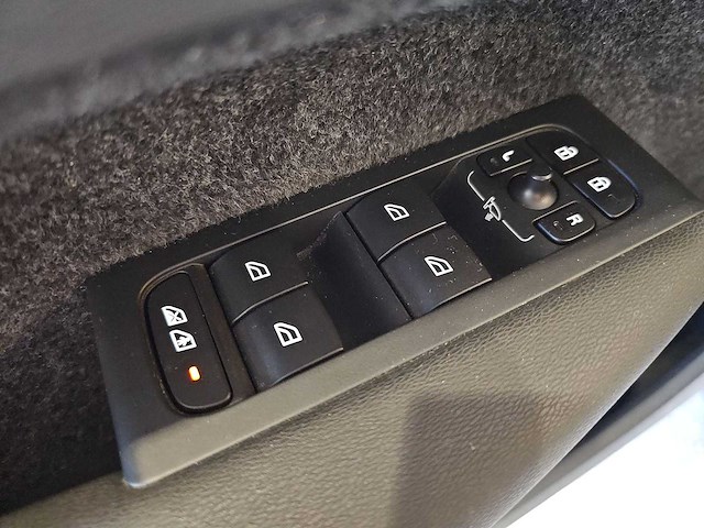Volvo xc40 1.5 t5 recharge inscription 2023 | jpk-87-z i - afbeelding 6 van  31
