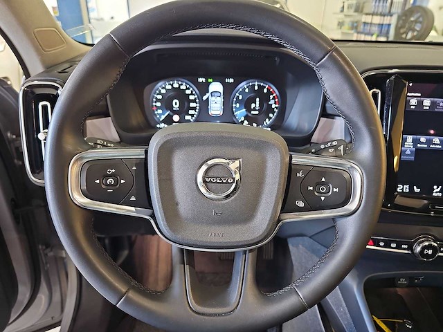 Volvo xc40 1.5 t5 recharge inscription 2023 | jpk-87-z i - afbeelding 26 van  31