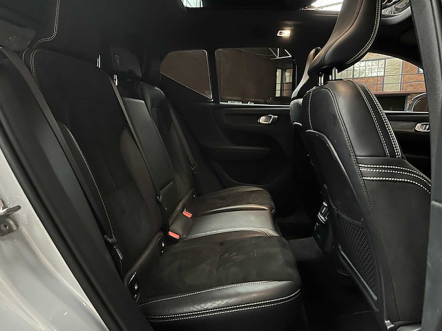 Volvo xc40 1.5 t5 twin engine inscription 179hp 2020 (original-nl), h-536-xf - afbeelding 33 van  43