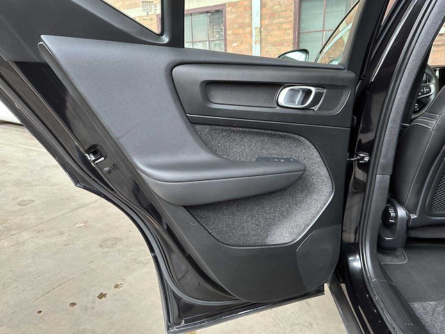 Volvo xc40 2.0 b3 mild-hybrid 163pk 2024 - afbeelding 13 van  39