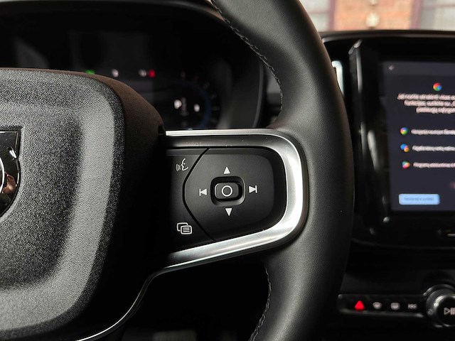 Volvo xc40 2.0 b3 mild-hybrid 163pk 2024 - afbeelding 14 van  39