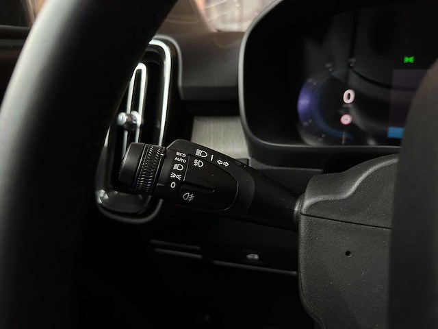 Volvo xc40 2.0 b3 mild-hybrid 163pk 2024 - afbeelding 15 van  39