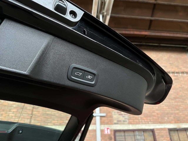Volvo xc40 2.0 b3 mild-hybrid 163pk 2024 - afbeelding 25 van  39