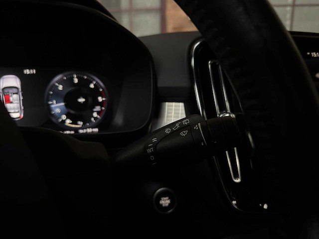 Volvo xc40 2.0 d3 150pk 2020 - afbeelding 18 van  46