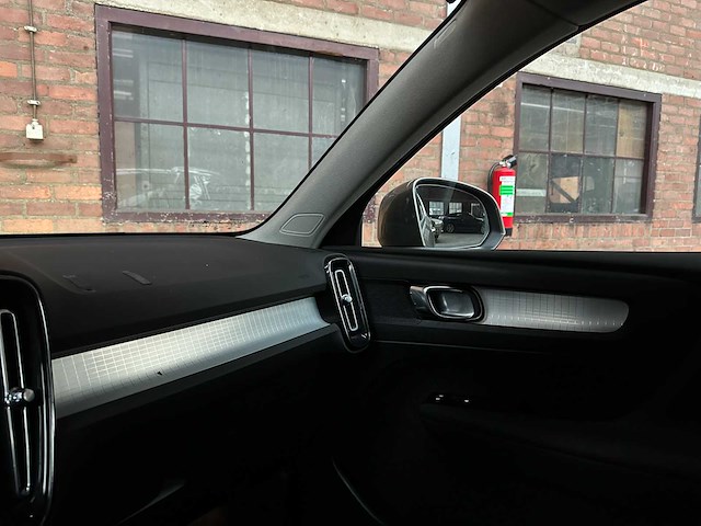 Volvo xc40 2.0 d3 150pk 2020 - afbeelding 24 van  46