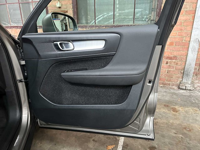 Volvo xc40 2.0 d3 150pk 2020 - afbeelding 29 van  44