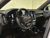 Volvo xc40 recharge core 70 kwh 231pk 2022 (origineel-nl + 1e eigenaar), r-491-bz - afbeelding 10 van  45