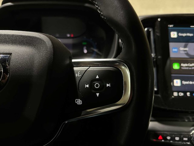 Volvo xc40 recharge core 70 kwh 231pk 2022 (origineel-nl + 1e eigenaar), r-491-bz - afbeelding 15 van  45