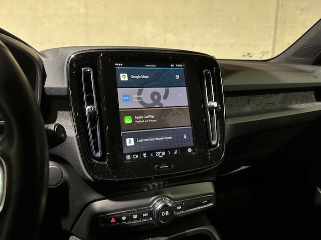 Volvo xc40 recharge core 70 kwh 231pk 2022 (origineel-nl + 1e eigenaar), r-491-bz - afbeelding 21 van  45