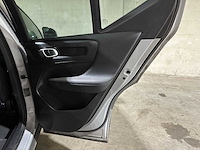 Volvo xc40 recharge core 70 kwh 231pk 2022 (origineel-nl + 1e eigenaar), r-491-bz - afbeelding 30 van  45