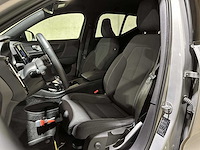 Volvo xc40 recharge core 70 kwh 231pk 2022 (origineel-nl + 1e eigenaar), r-491-bz - afbeelding 36 van  45