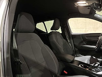 Volvo xc40 recharge core 70 kwh 231pk 2022 (origineel-nl + 1e eigenaar), r-491-bz - afbeelding 40 van  45