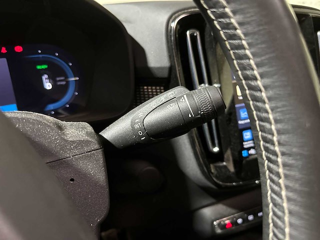Volvo xc40 recharge p8 awd 408pk 2020 (origineel-nl + 1e eigenaar), k-432-dp - afbeelding 12 van  29