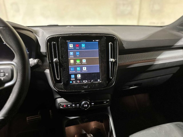 Volvo xc40 recharge p8 awd 408pk 2020 (origineel-nl + 1e eigenaar), k-432-dp - afbeelding 14 van  29