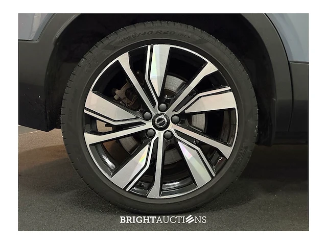 Volvo xc40 recharge p8 r-design awd 2021 (origineel-nl), l-520-xb - afbeelding 26 van  42