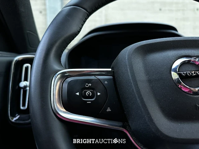 Volvo xc40 recharge plus 231pk 2023 (origineel-nl + 1e eigenaar), s-874-zr soh-rapport - afbeelding 13 van  48
