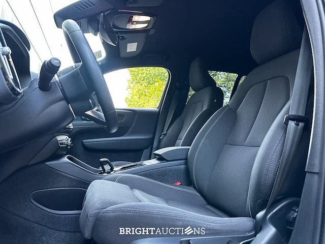 Volvo xc40 recharge plus 231pk 2023 (origineel-nl + 1e eigenaar), s-874-zr soh-rapport - afbeelding 24 van  48