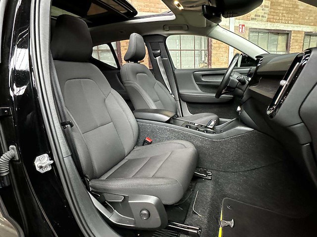 Volvo xc40 recharge t4 inscription expression 129pk 2021 (origineel-nl+1e eigenaar), k-649-lg - afbeelding 39 van  45