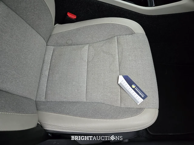 Volvo xc40 t3 momentum pro 1.5 163pk 2020 (origineel-nl), h-598-ns - afbeelding 27 van  34